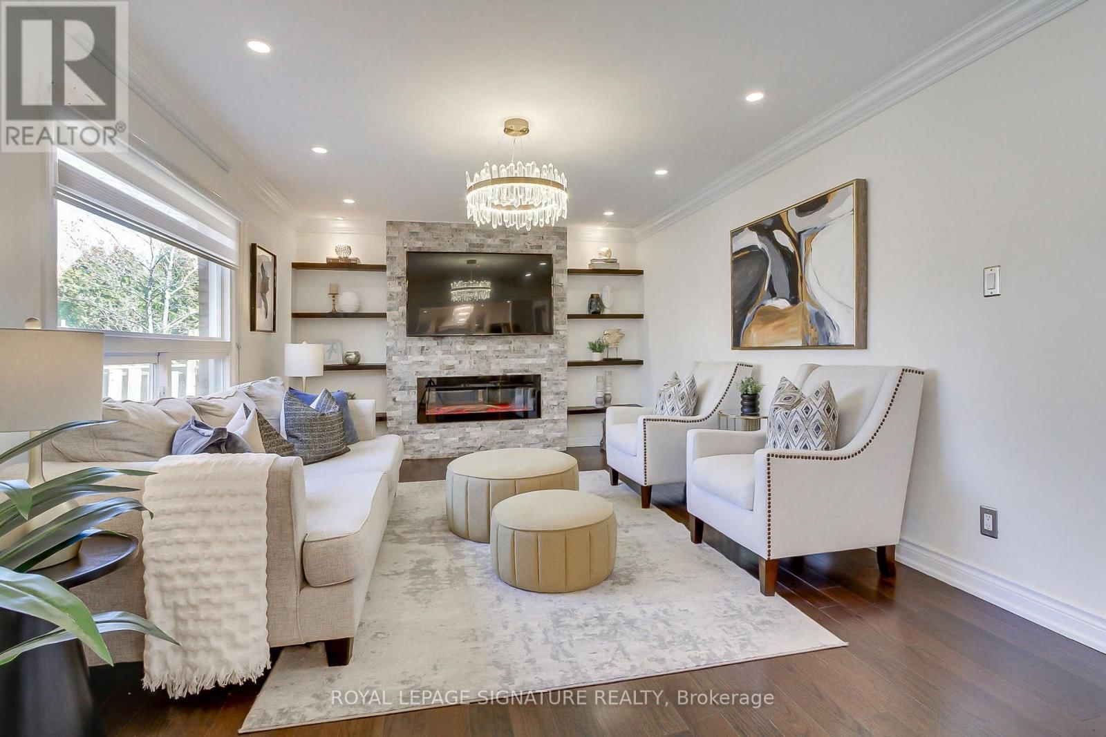 43 FALSTAFF CRESCENT Image 19