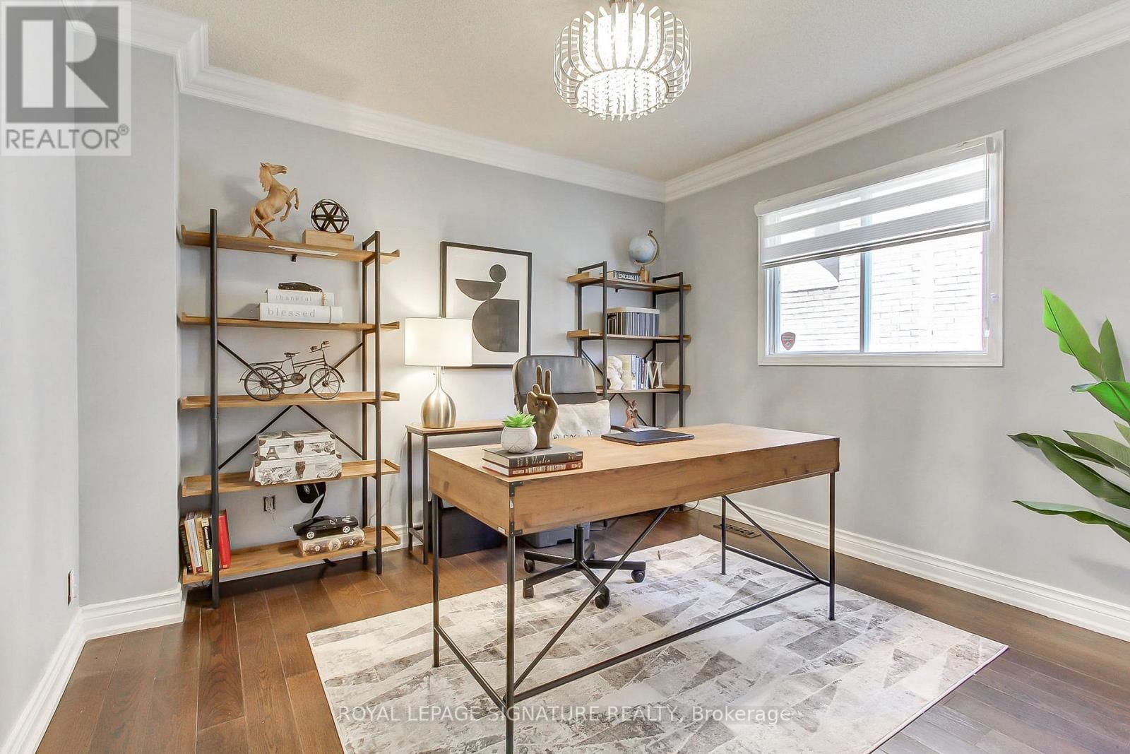 43 FALSTAFF CRESCENT Image 22