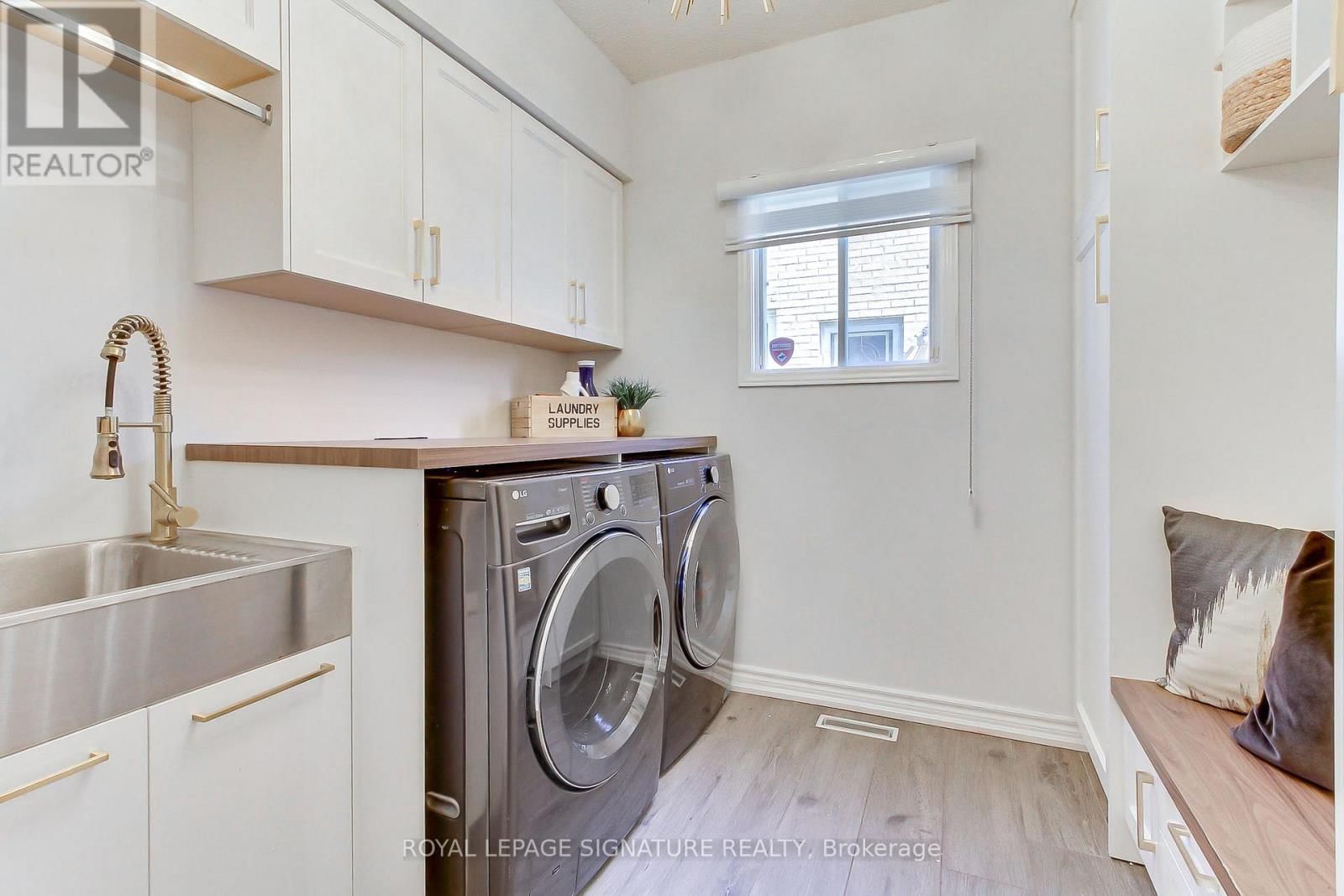 43 FALSTAFF CRESCENT Image 25