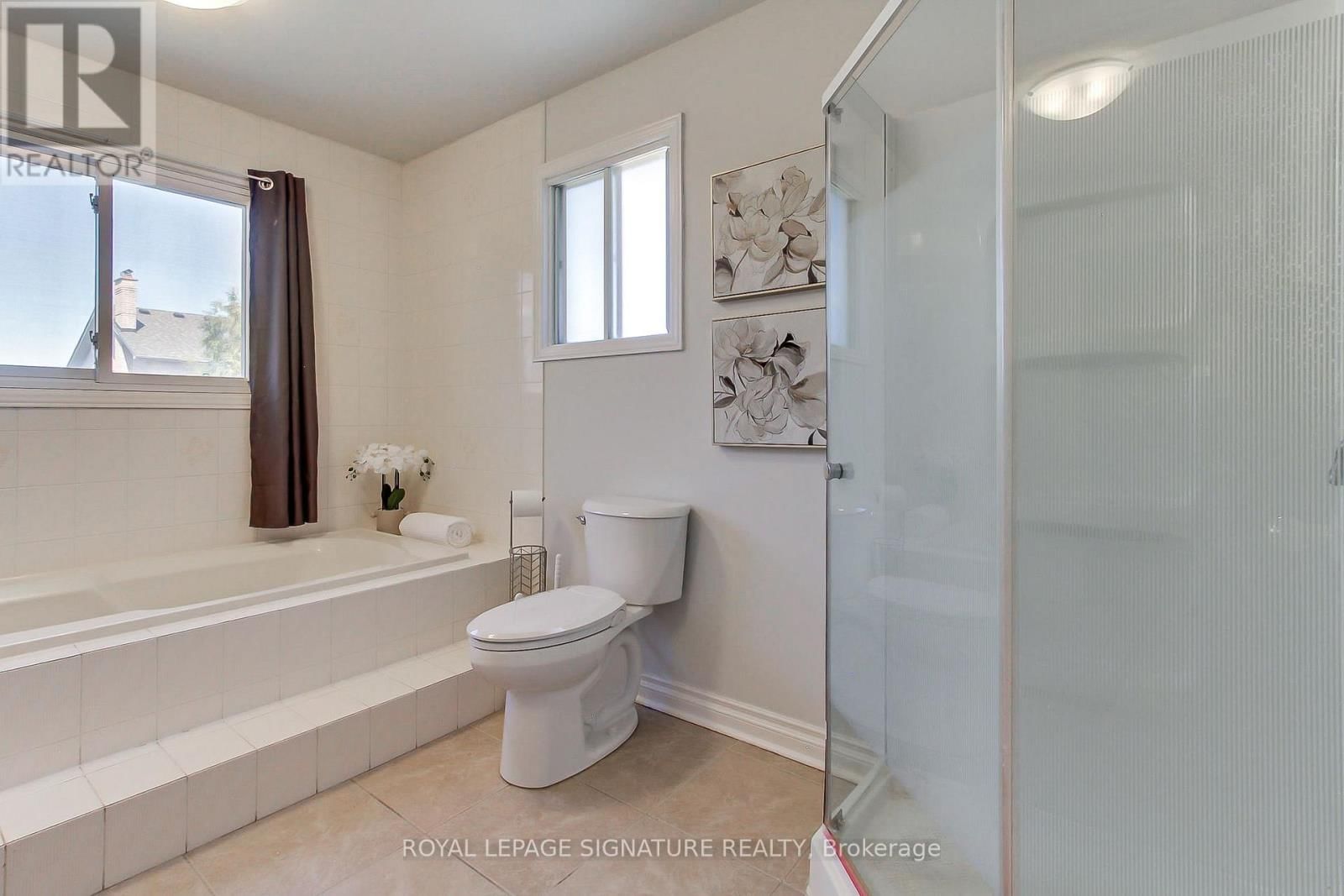 43 FALSTAFF CRESCENT Image 36