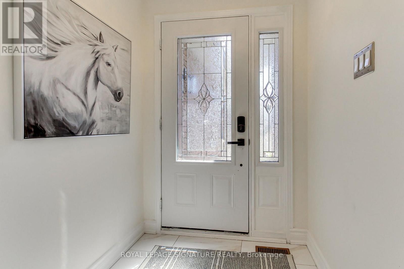 43 FALSTAFF CRESCENT Image 4