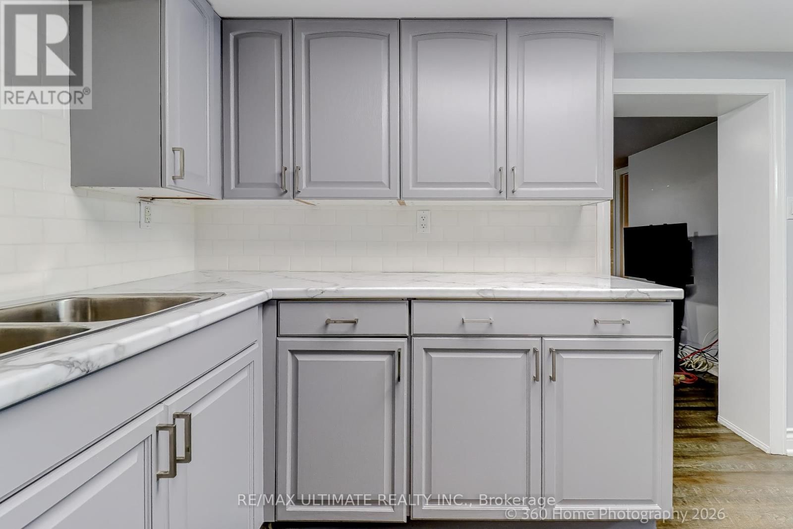 49 GOODERHAM DRIVE Image 19