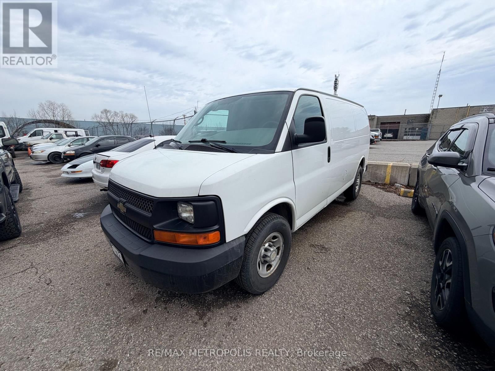 3 - 695 FINLEY AVENUE Image 27