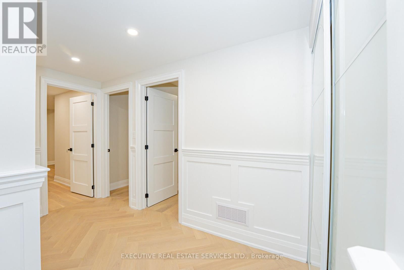 BSMT - 337 CENTENNIAL ROAD Image 19