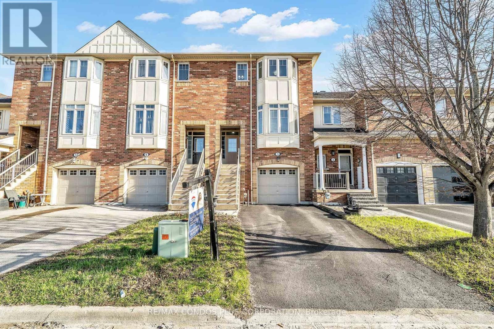 3 POWERS VALLEY COURT Image 14