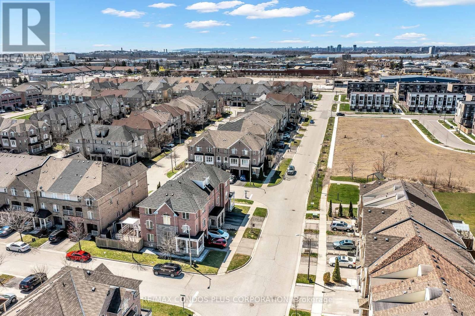 3 POWERS VALLEY COURT Image 30