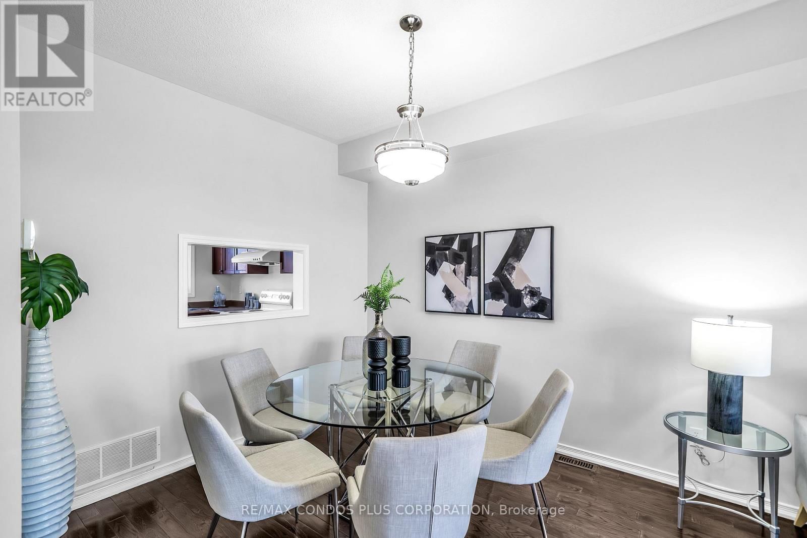 3 POWERS VALLEY COURT Image 4