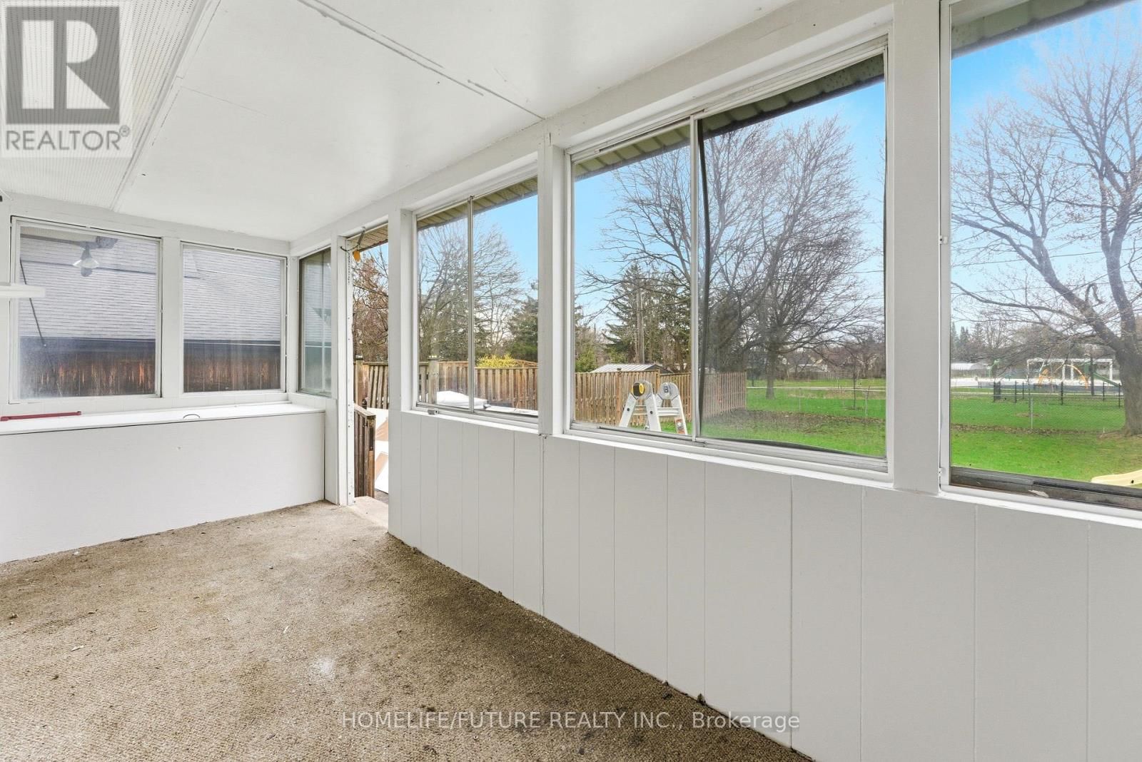 102 KINGS CRESCENT Image 13