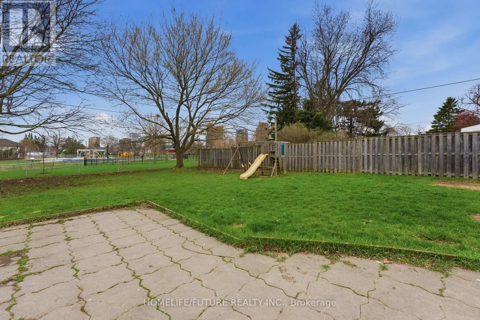 102 KINGS CRESCENT Image 14