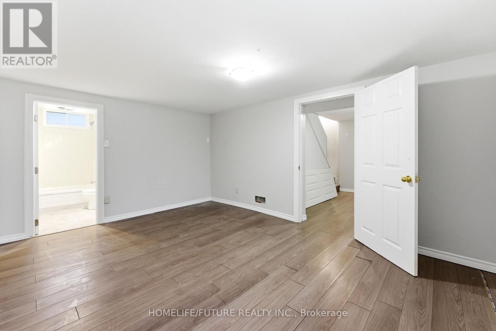 102 KINGS CRESCENT Image 23