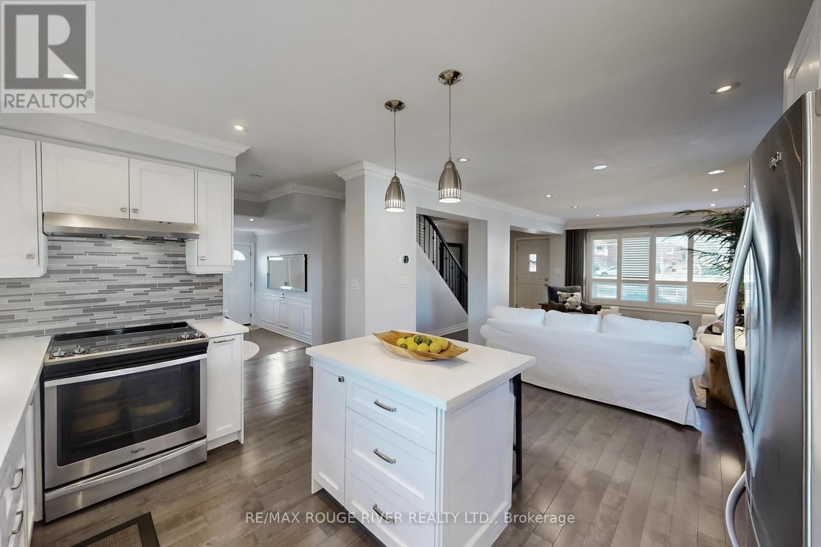 132 BEAVERBROOK COURT Image 14