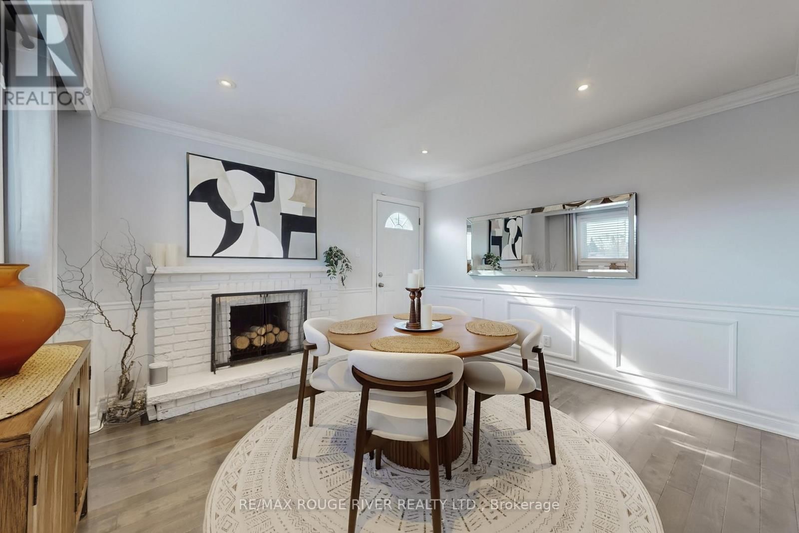 132 BEAVERBROOK COURT Image 17