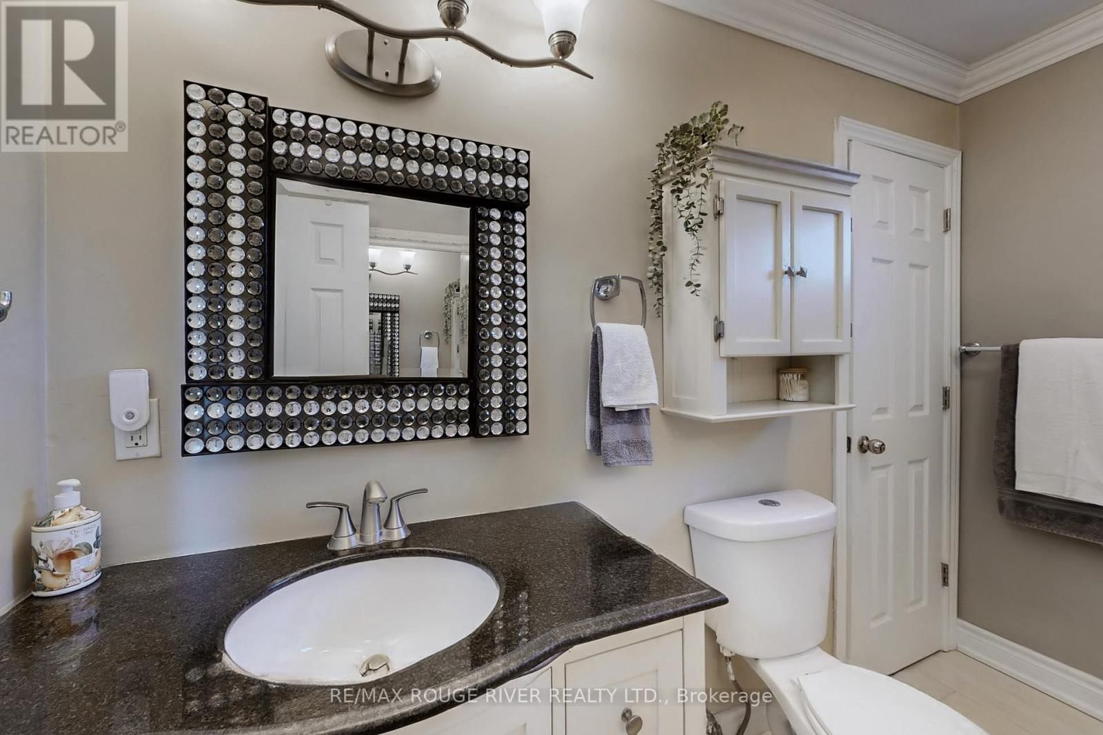 132 BEAVERBROOK COURT Image 23