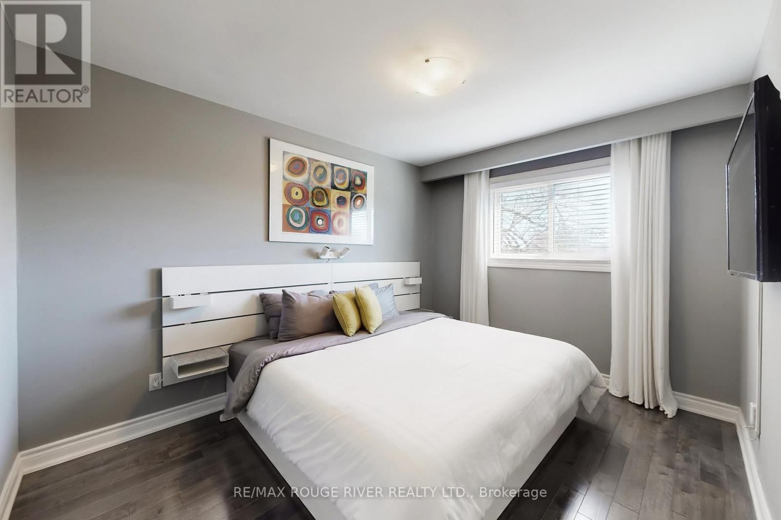 132 BEAVERBROOK COURT Image 25