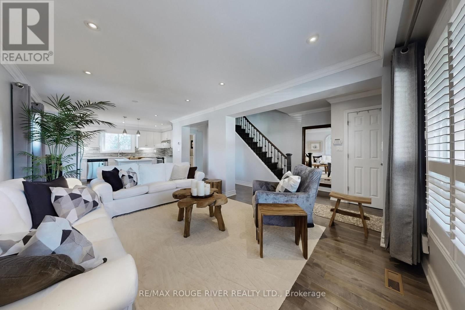 132 BEAVERBROOK COURT Image 9