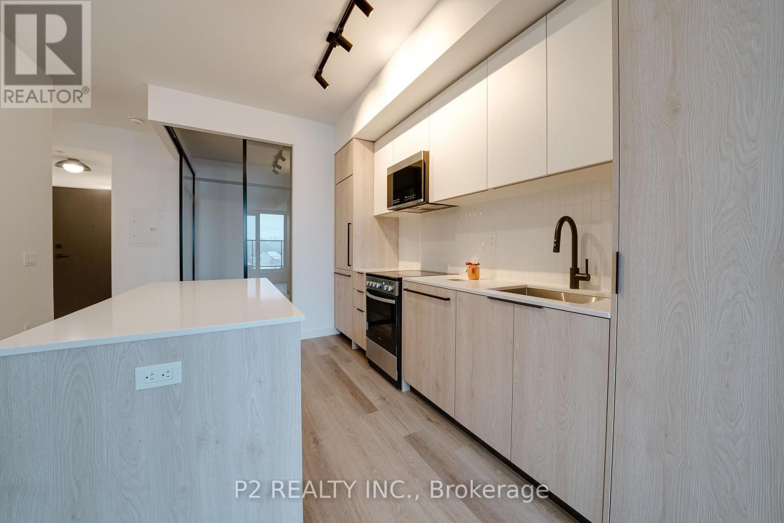 211 - 1635 MILITARY TRAIL Image 4