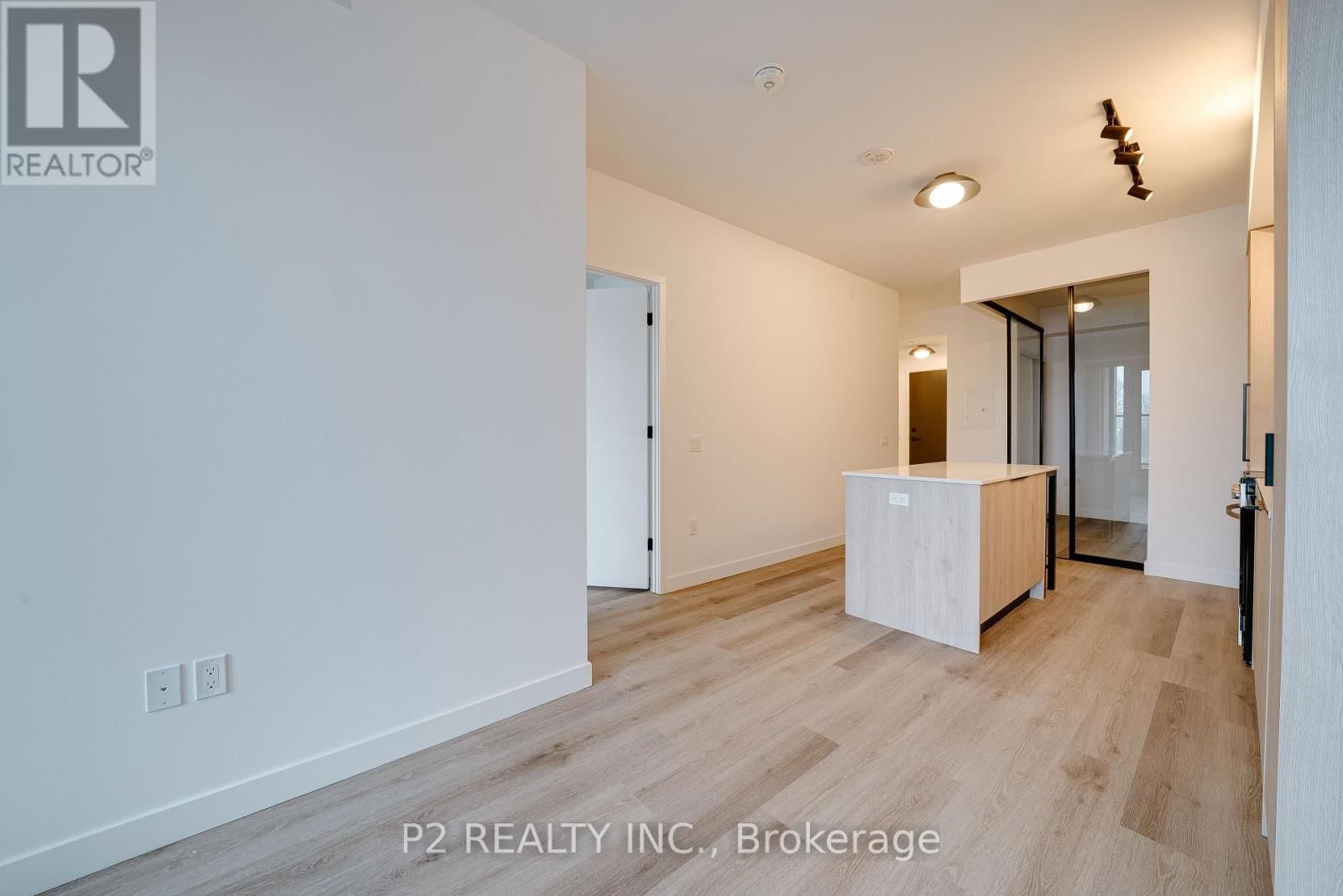 211 - 1635 MILITARY TRAIL Image 5