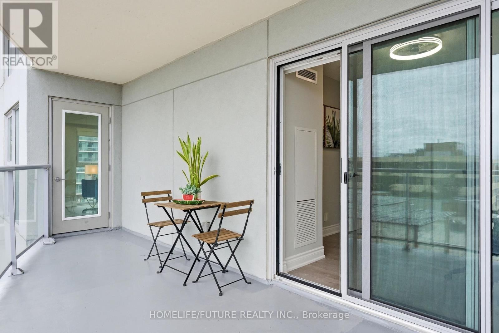 509 - 2152 LAWRENCE AVENUE EAST Image 17