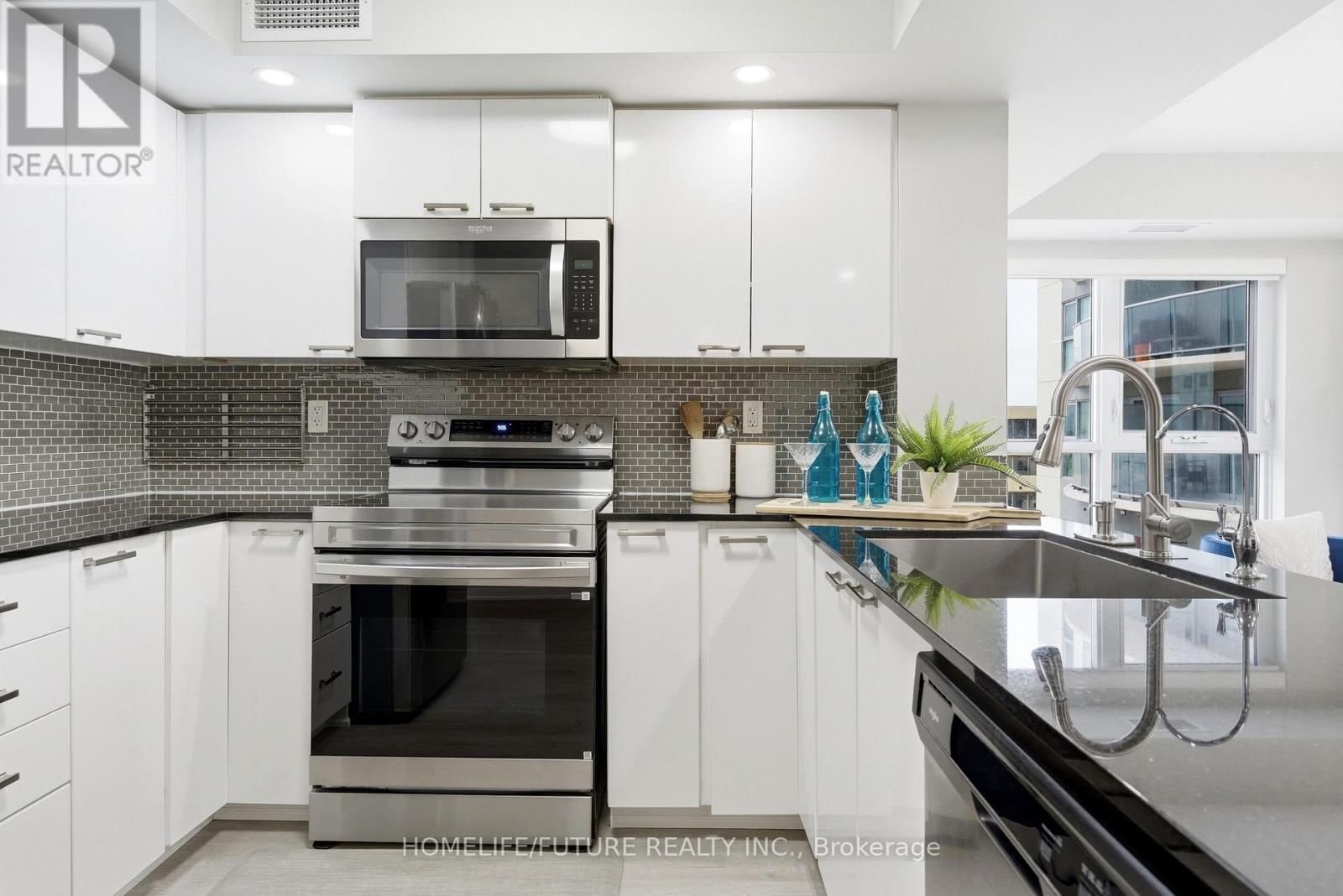 509 - 2152 LAWRENCE AVENUE EAST Image 28