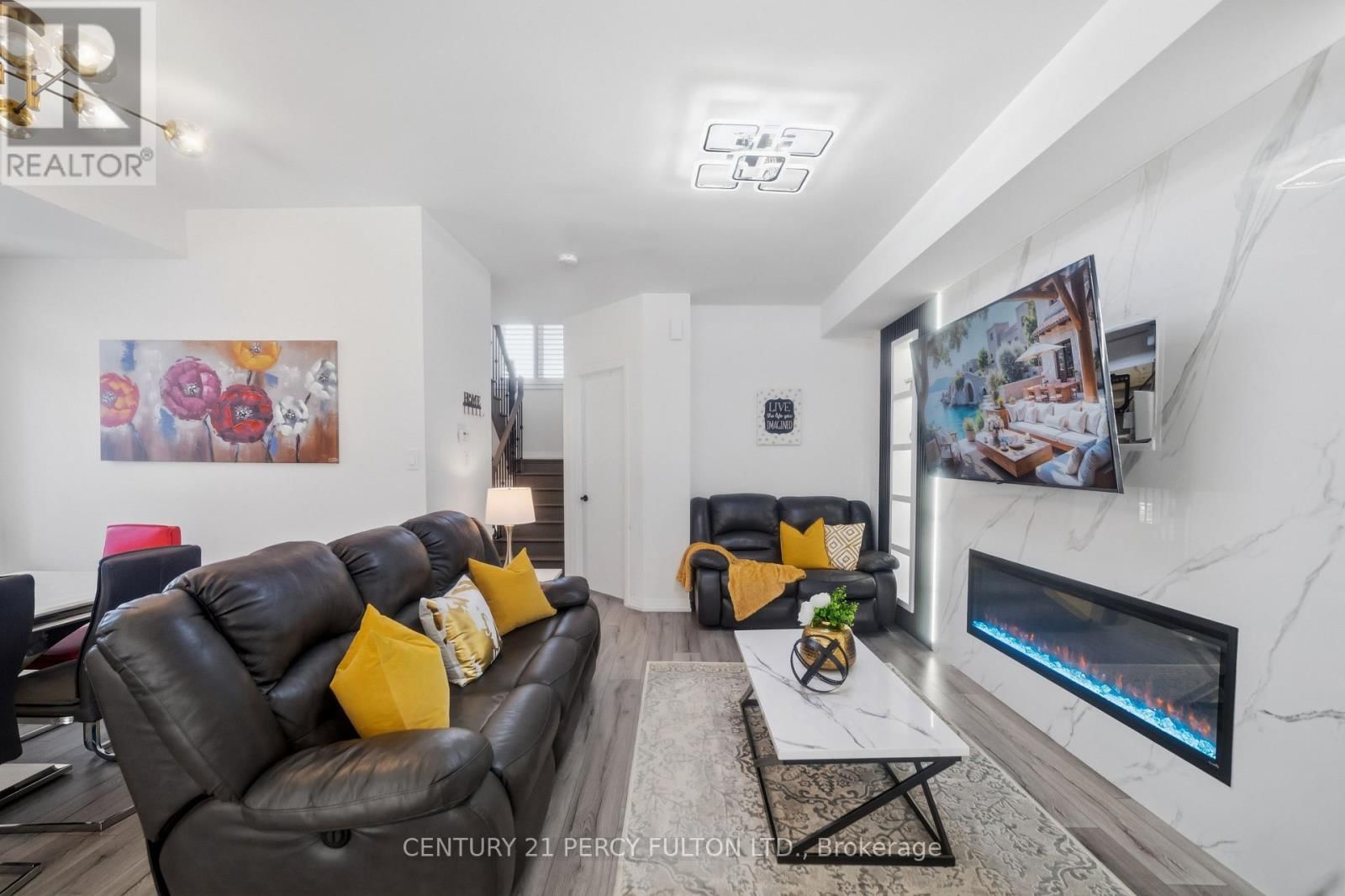 115 AMBEREEN PLACE Image 17