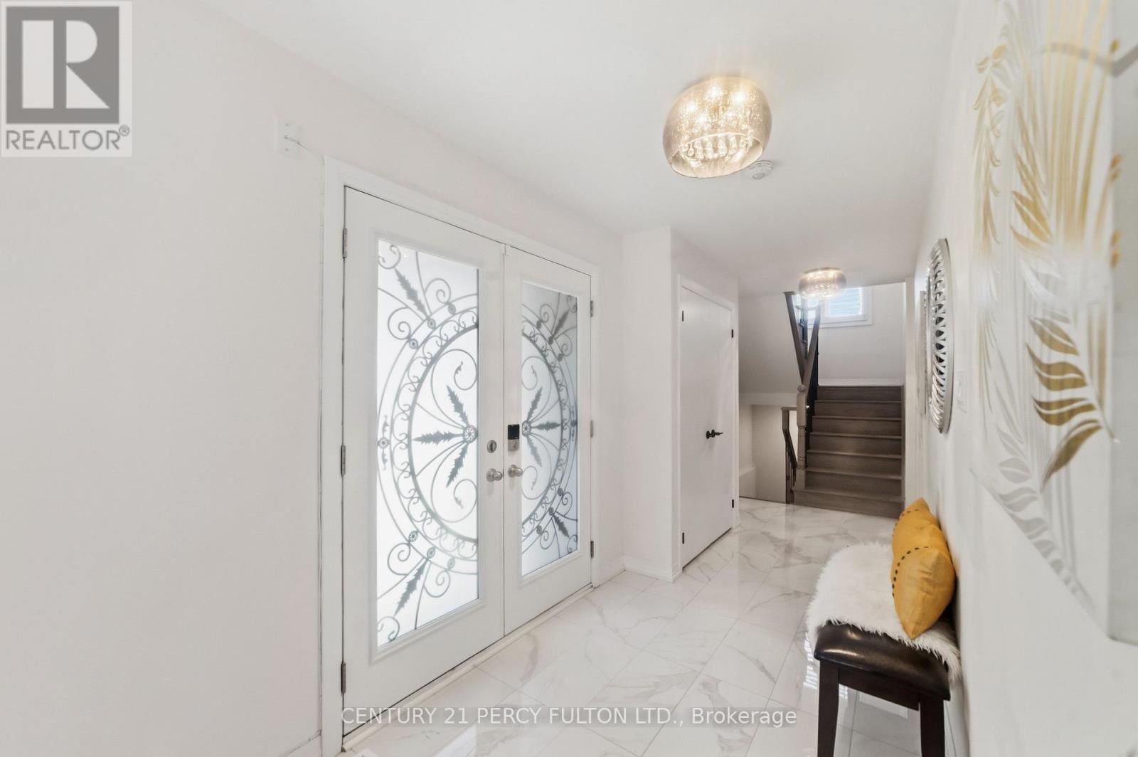 115 AMBEREEN PLACE Image 3