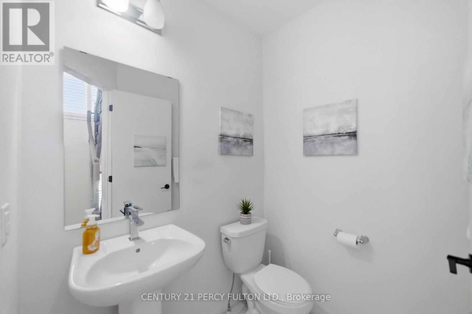 115 AMBEREEN PLACE Image 42