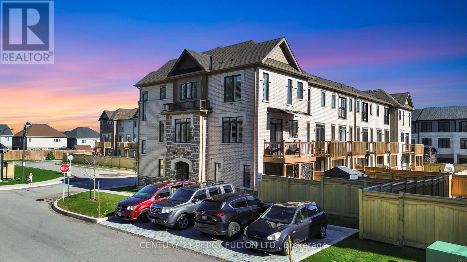 115 AMBEREEN PLACE Image 49