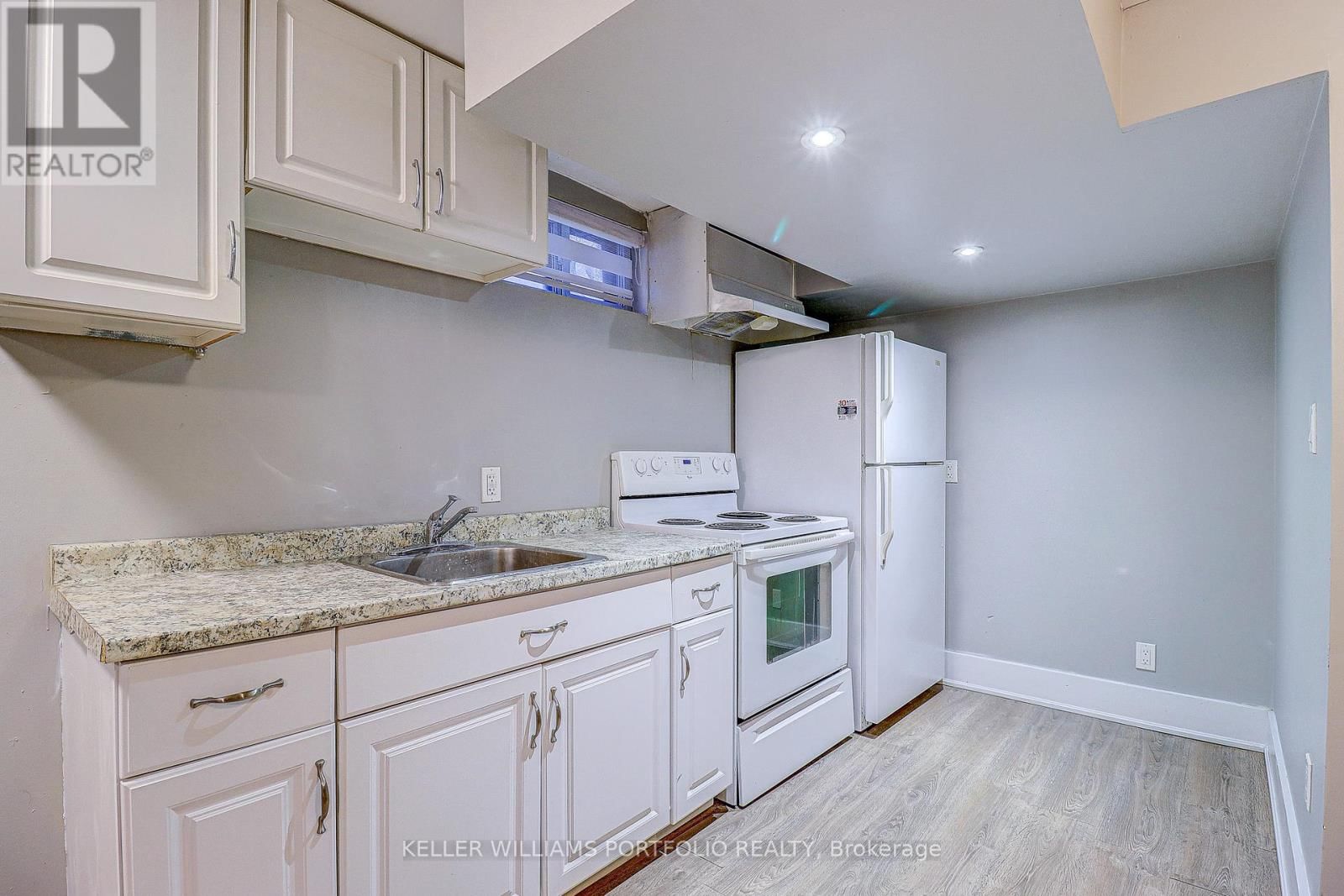 962 WILLOWDALE AVENUE Image 6