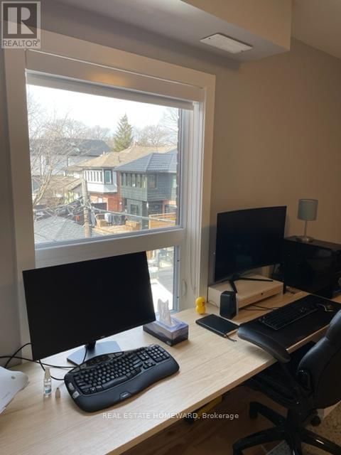 2174 QUEEN STREET EAST Image 14