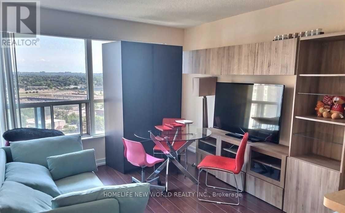 1906 - 36 LEE CENTRE DRIVE Image 9