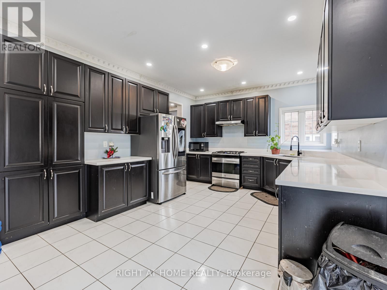 1904 ARBORWOOD DRIVE Image 7