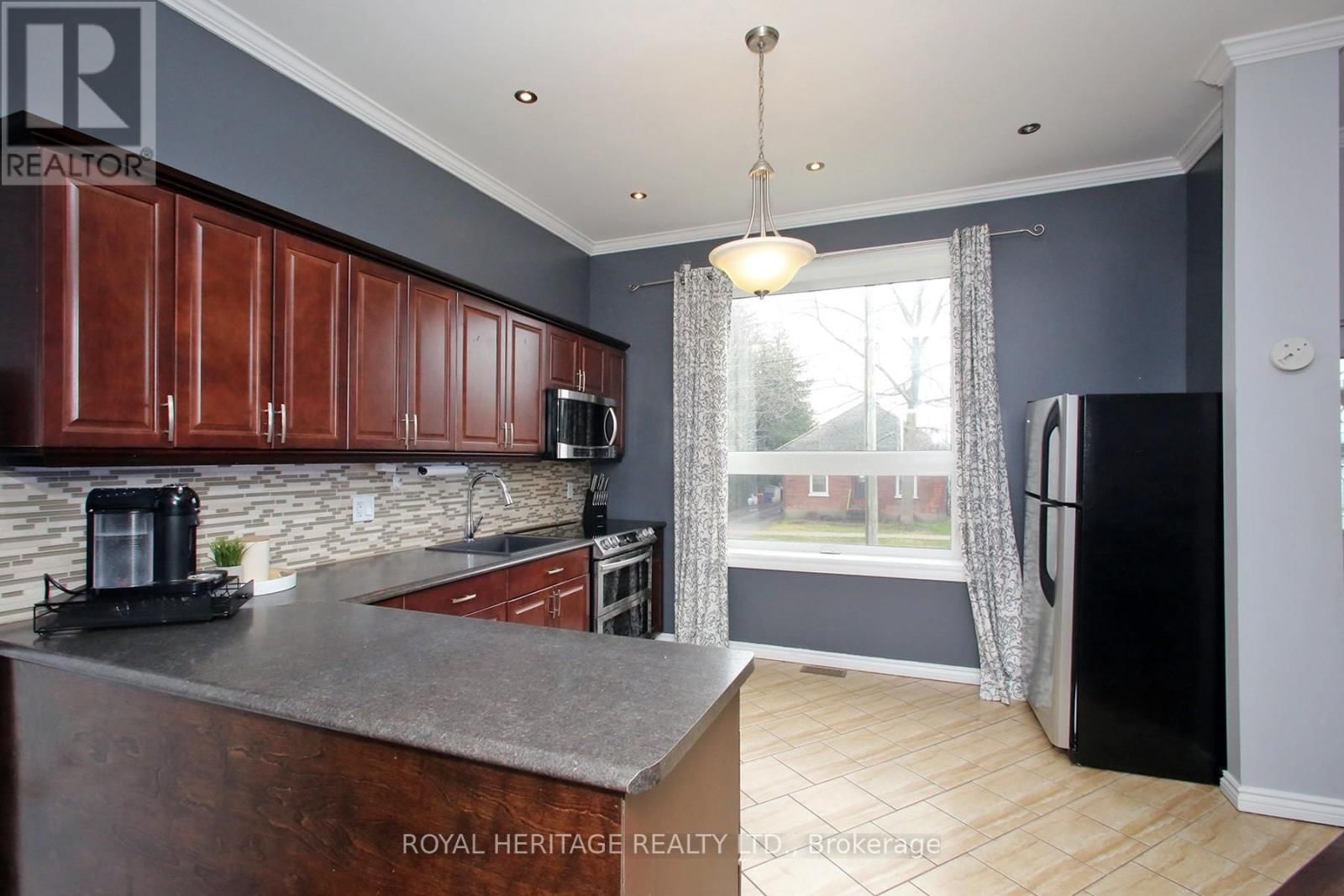 164 KINGS HILL LANE Image 10