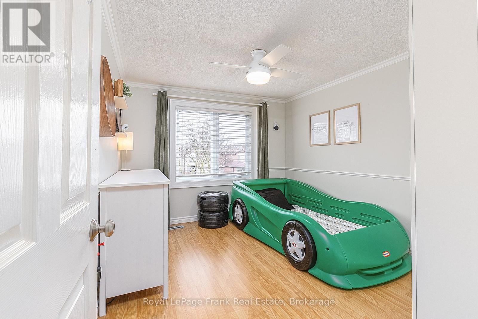 180 CHATFIELD DRIVE Image 18