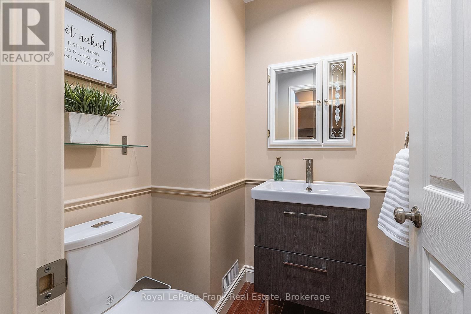 180 CHATFIELD DRIVE Image 27