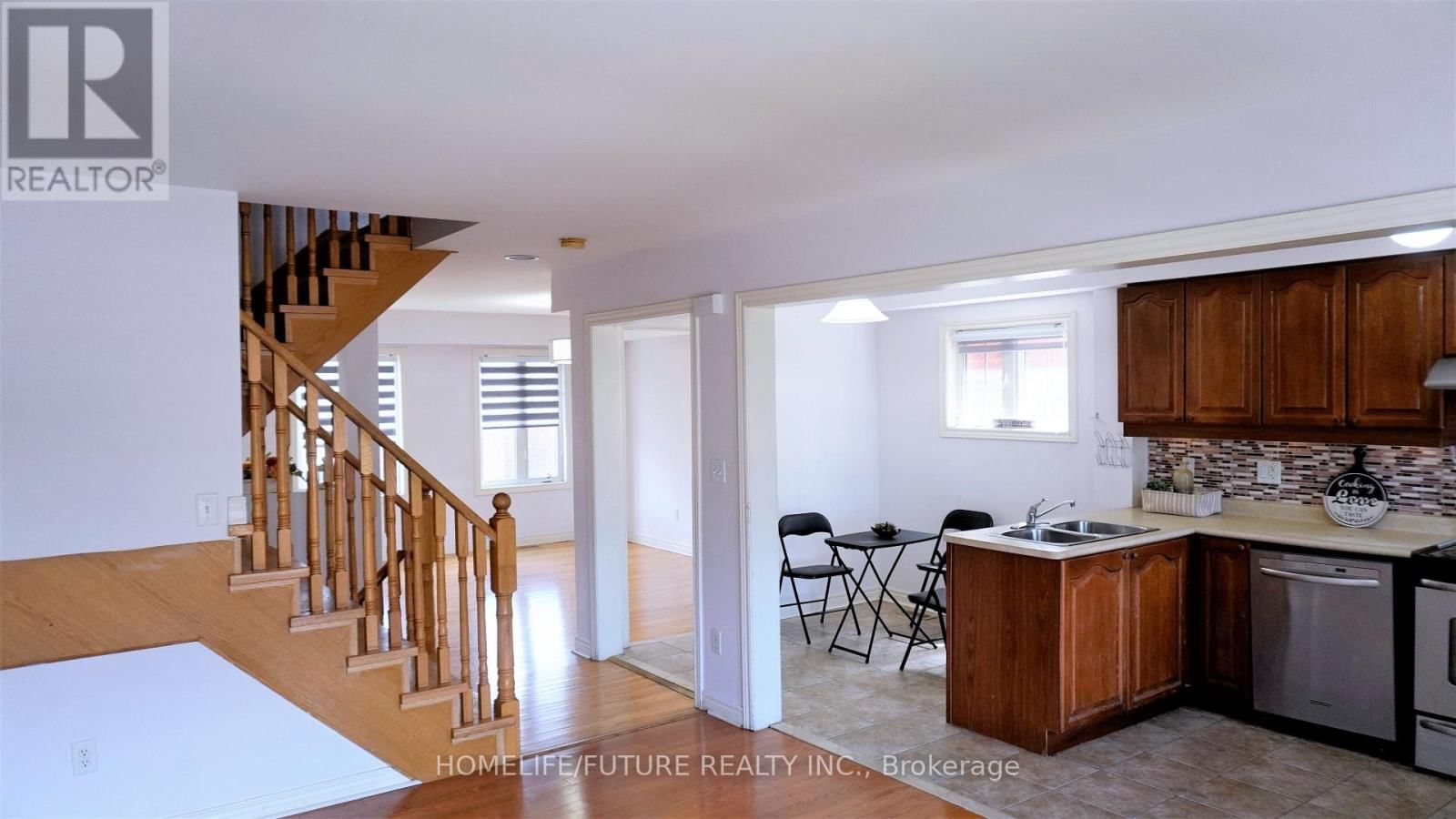 29 POLARLIGHTS WAY Image 6