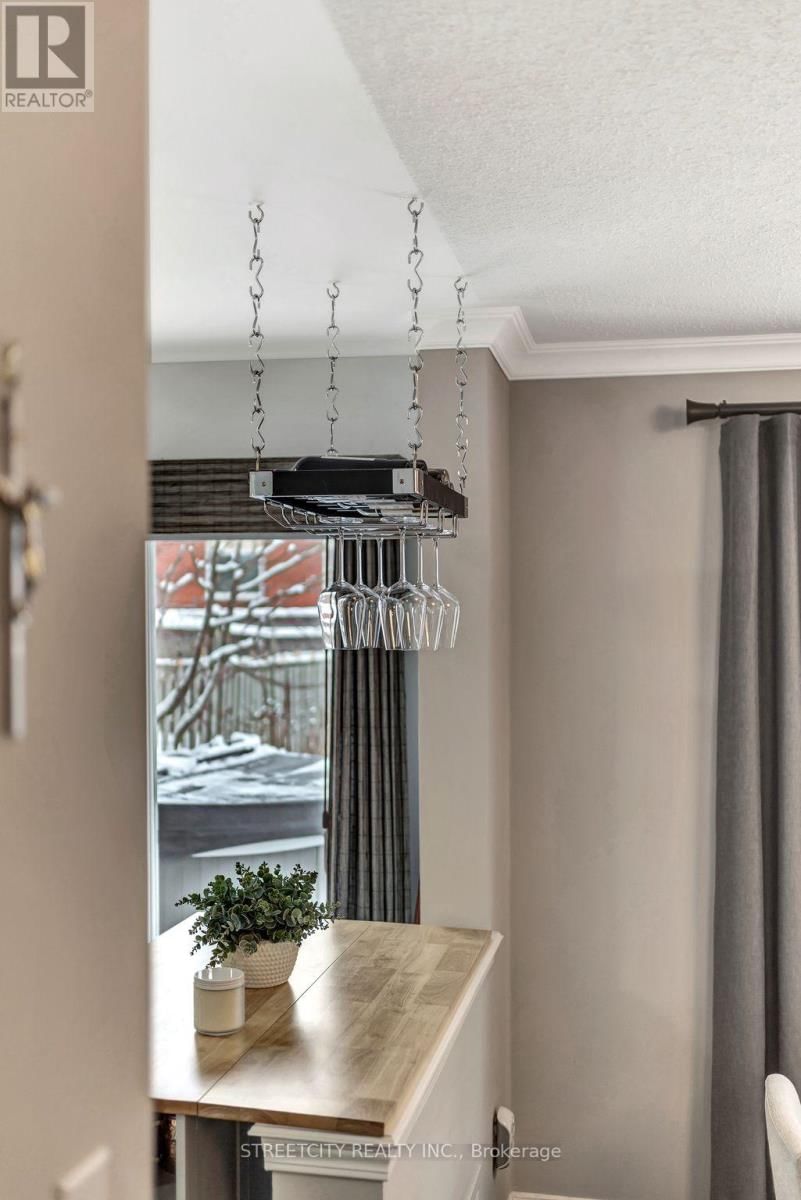 8 SHIPLEY AVENUE Image 14