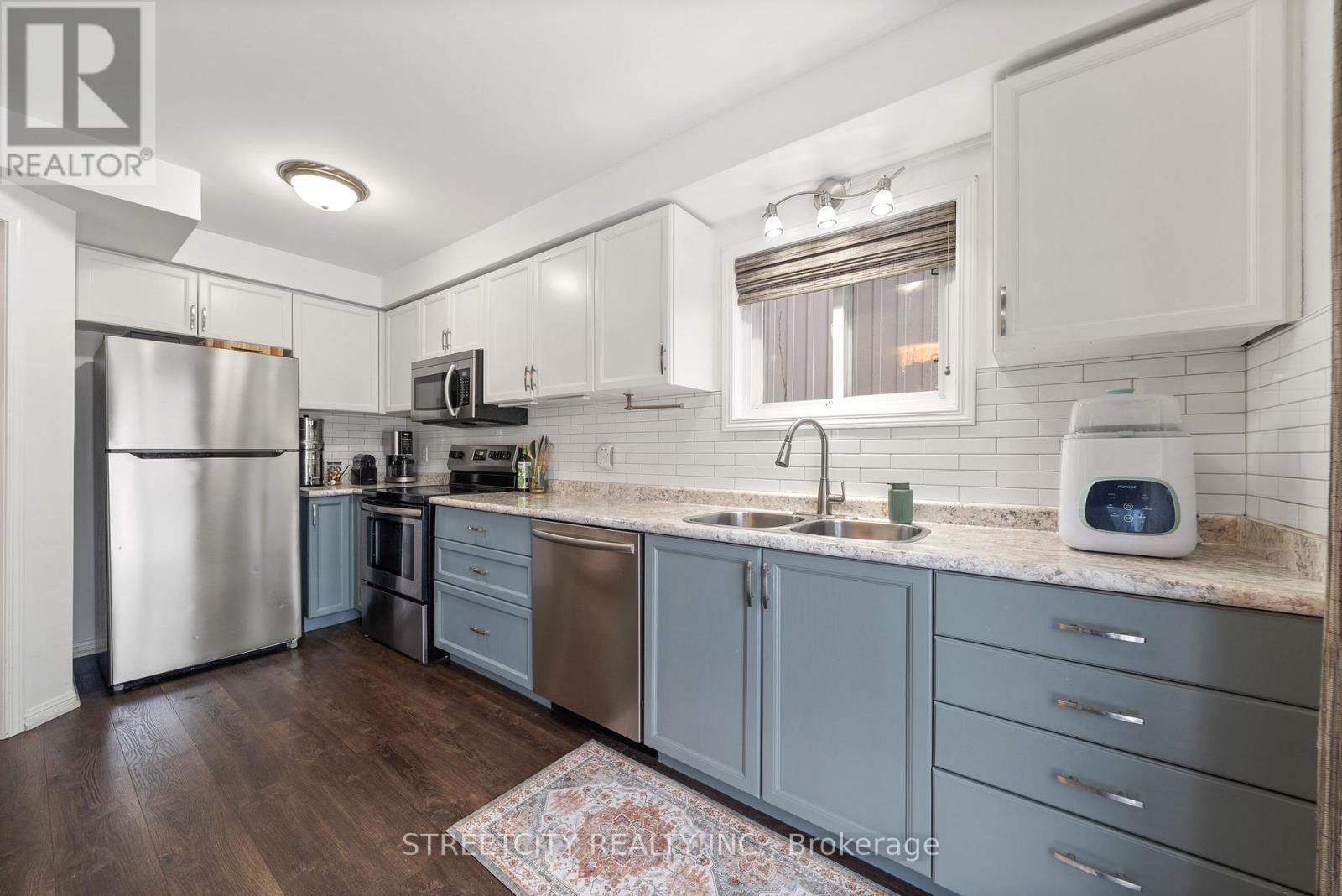 8 SHIPLEY AVENUE Image 18