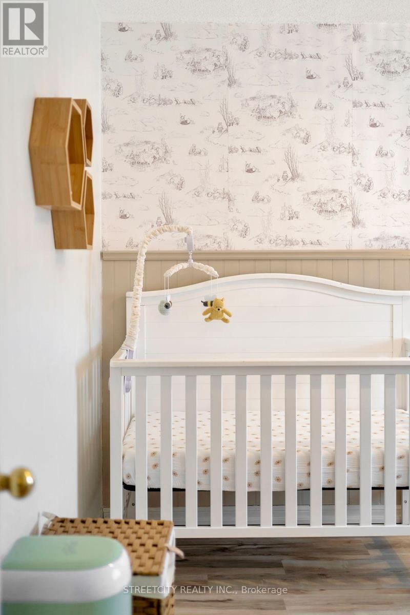 8 SHIPLEY AVENUE Image 26