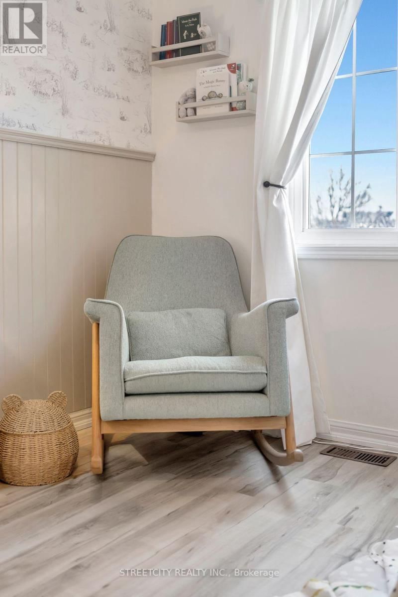 8 SHIPLEY AVENUE Image 27