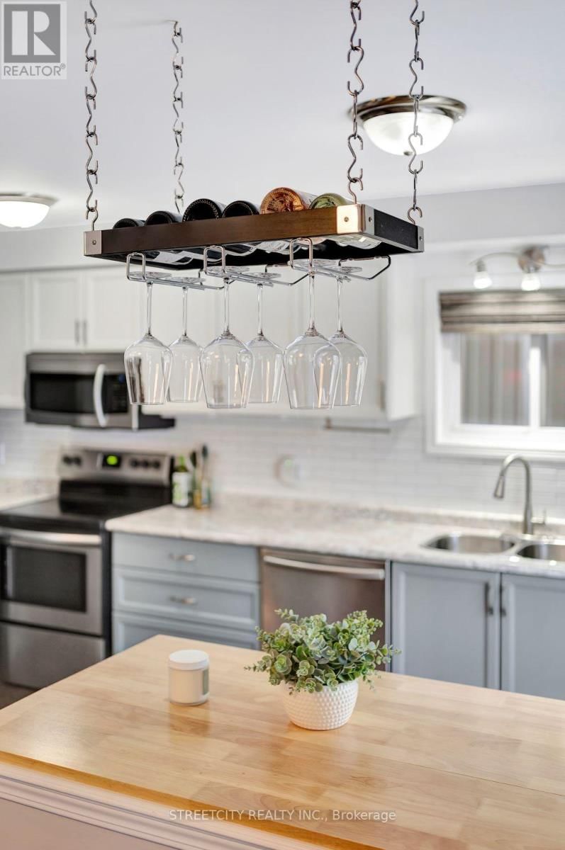 8 SHIPLEY AVENUE Image 40