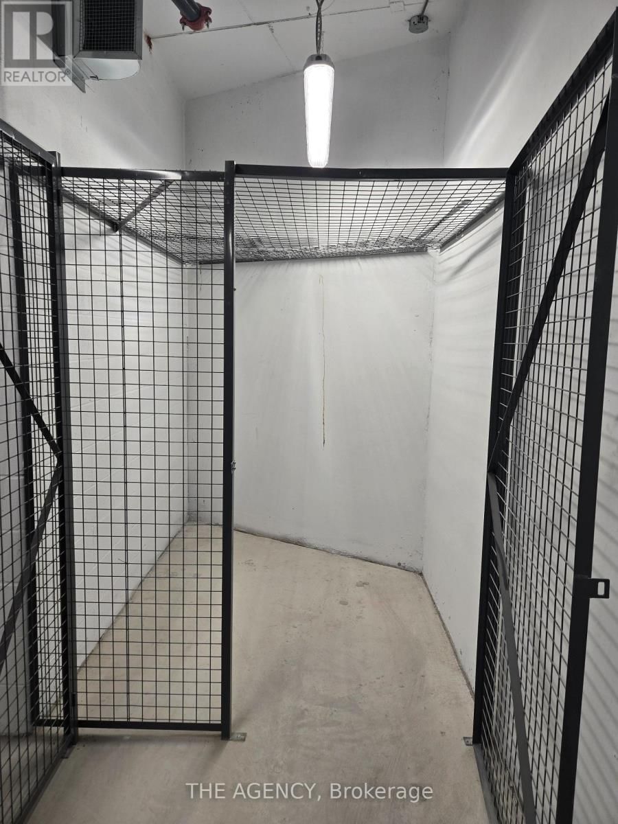 1214 - 51 CLARINGTON BOULEVARD Image 15