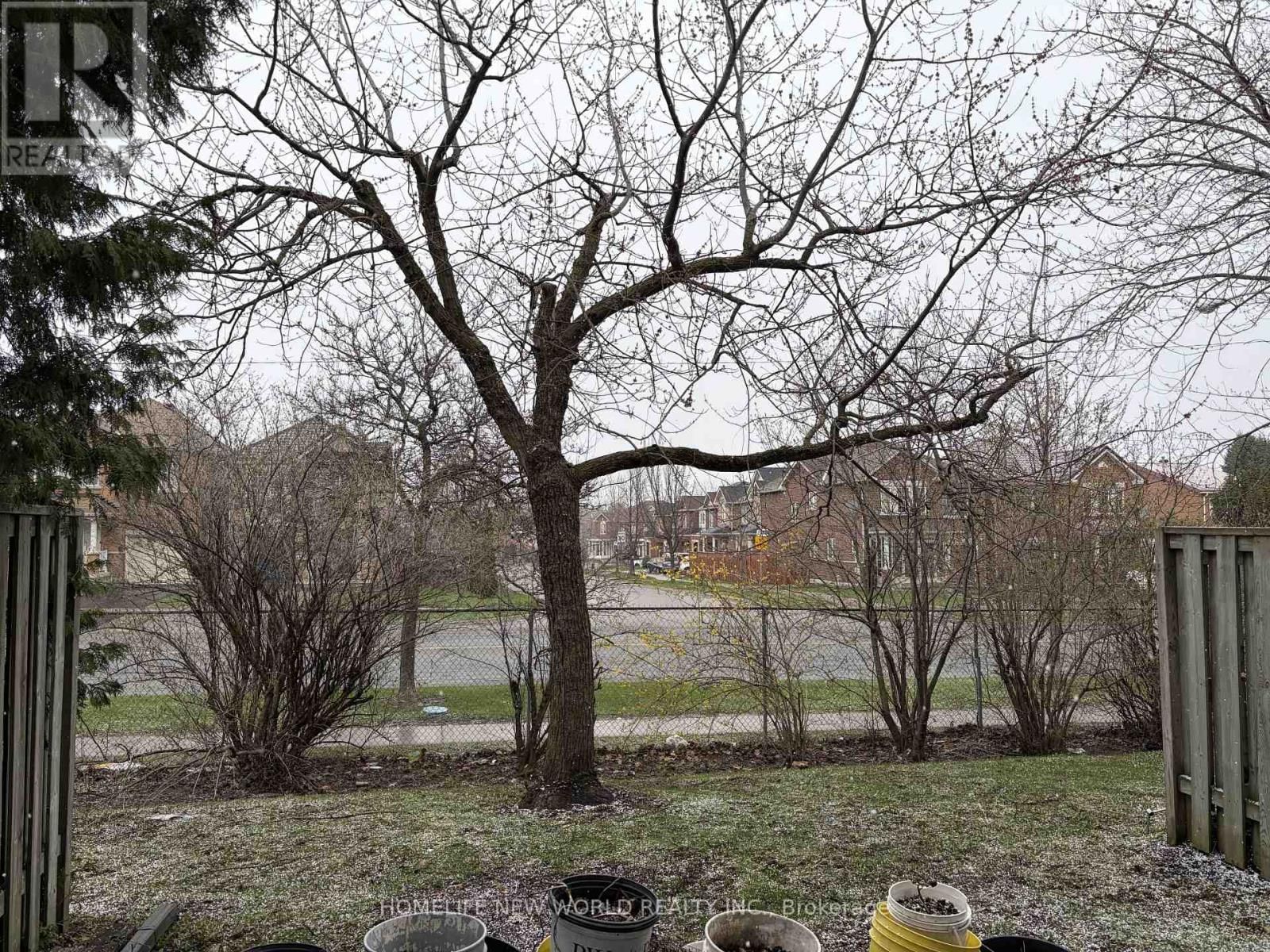 35 - 1121 SANDHURST CIRCLE Image 17