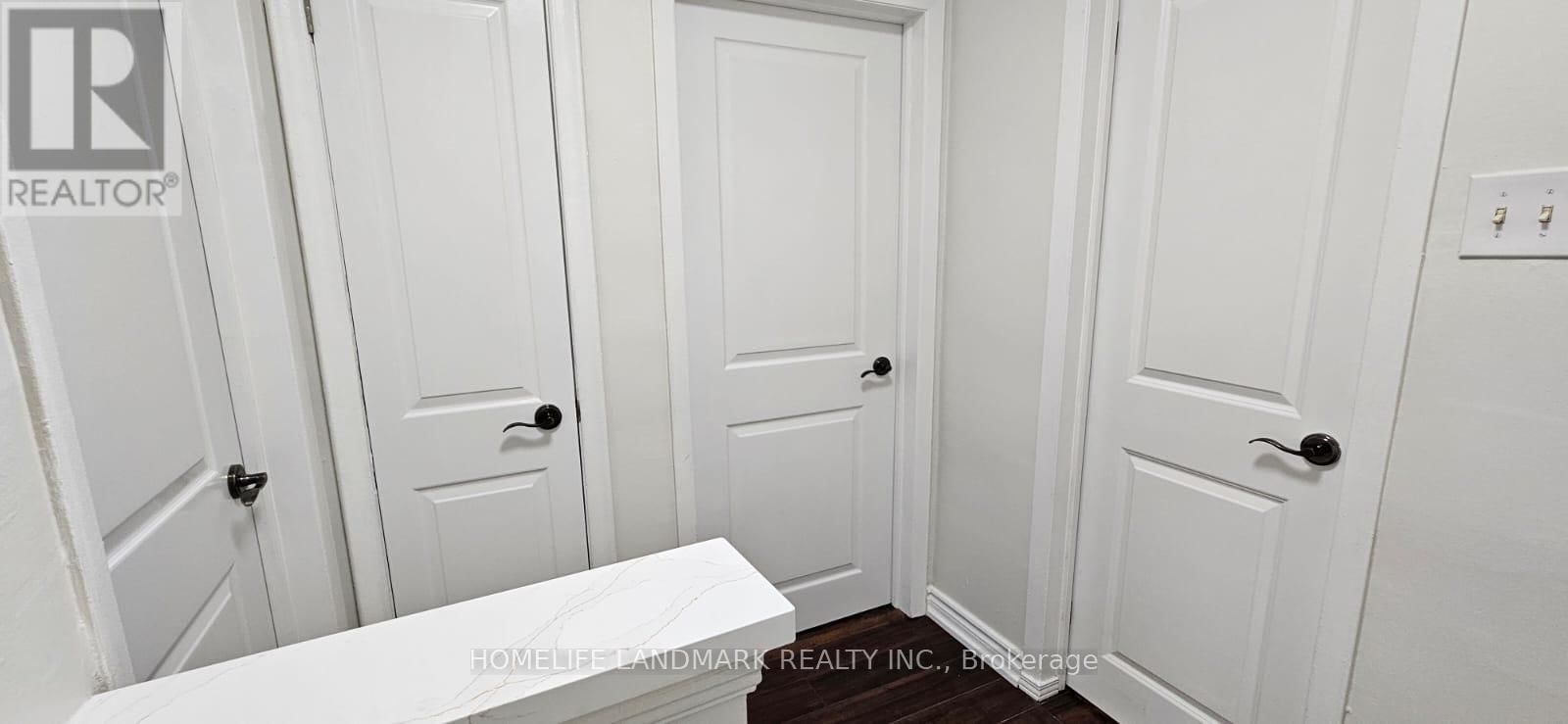 64 - 740 KENNEDY ROAD Image 13