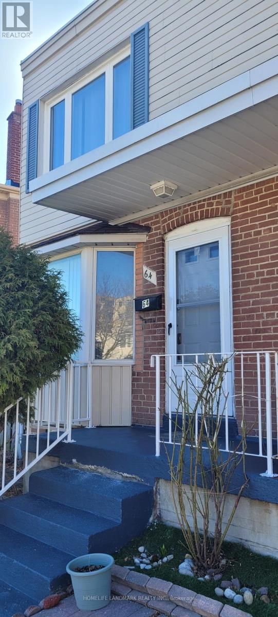 64 - 740 KENNEDY ROAD Image 2