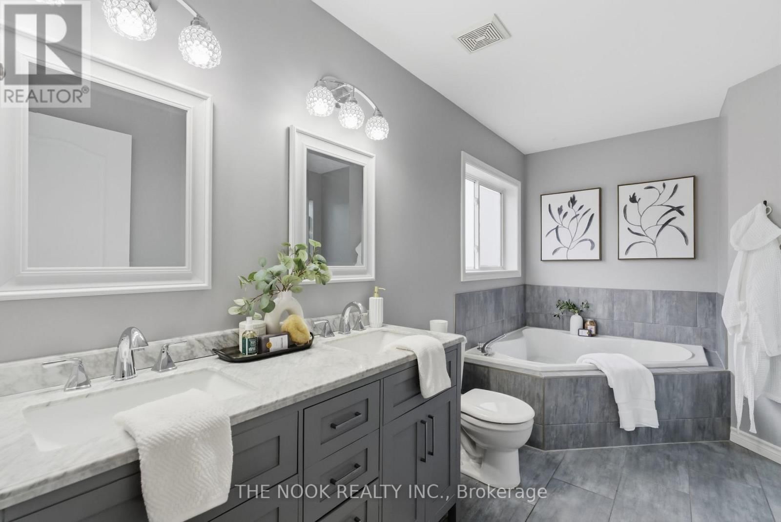 22 SELKIRK DRIVE Image 30