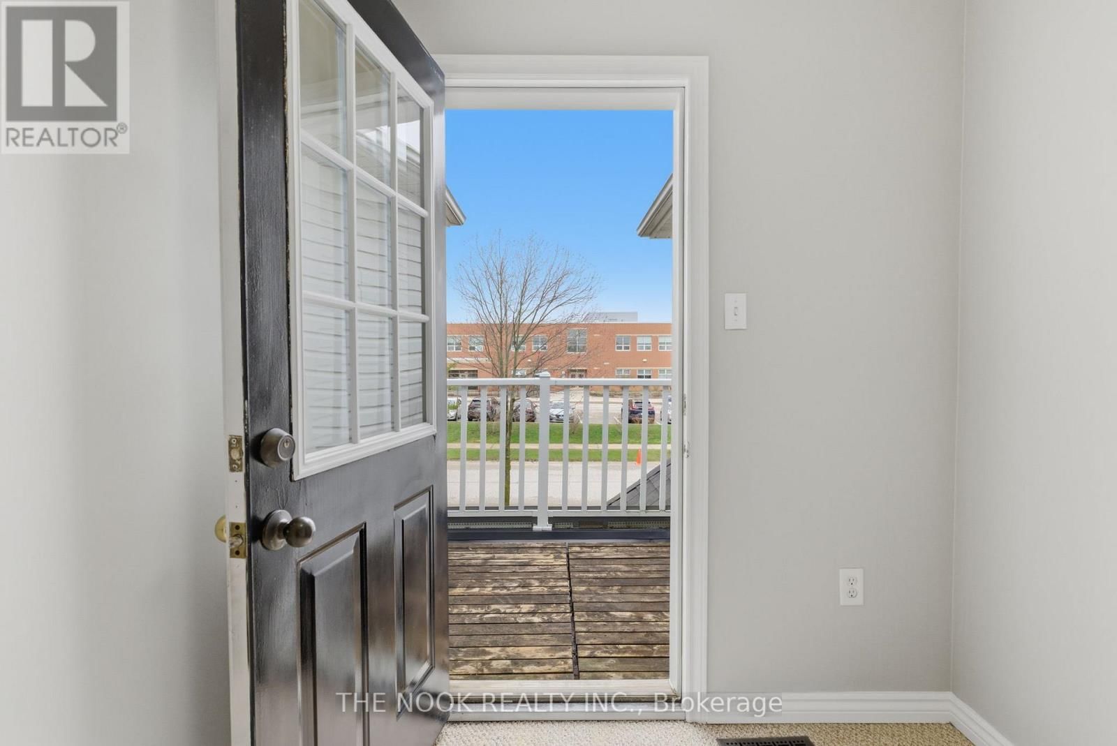 22 SELKIRK DRIVE Image 43