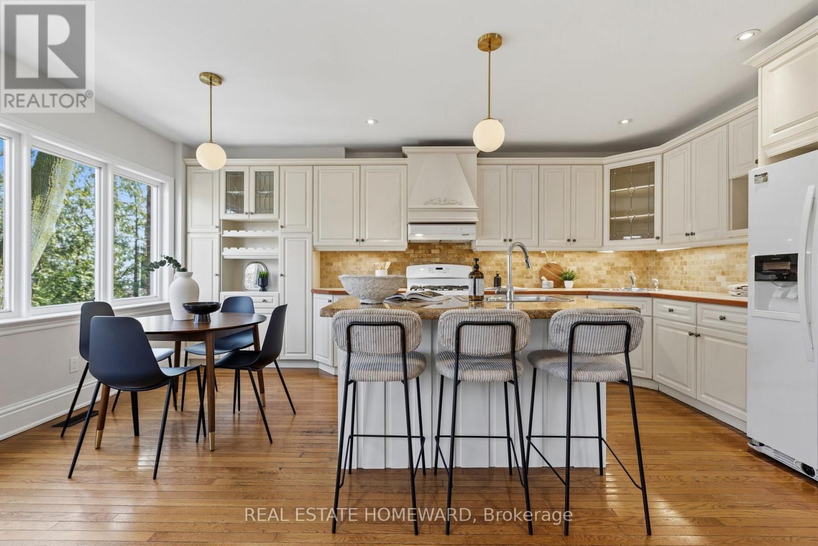 57 FALLINGBROOK ROAD Image 13