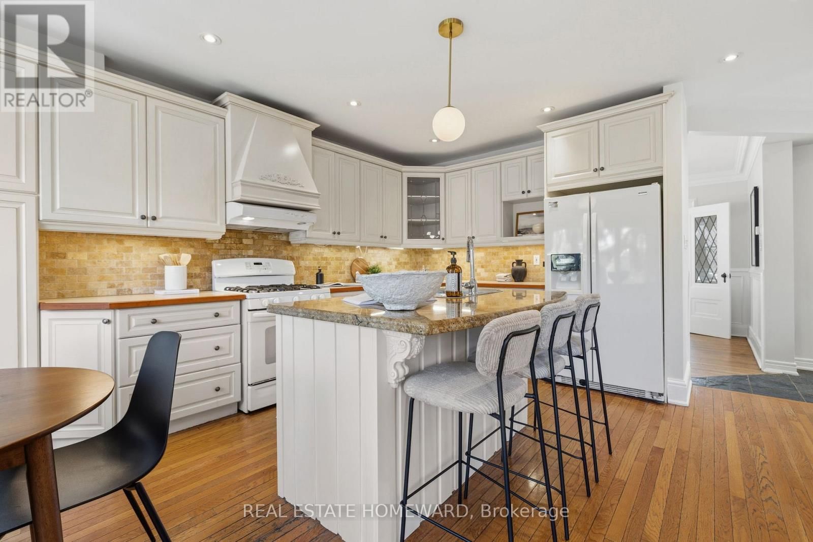 57 FALLINGBROOK ROAD Image 14