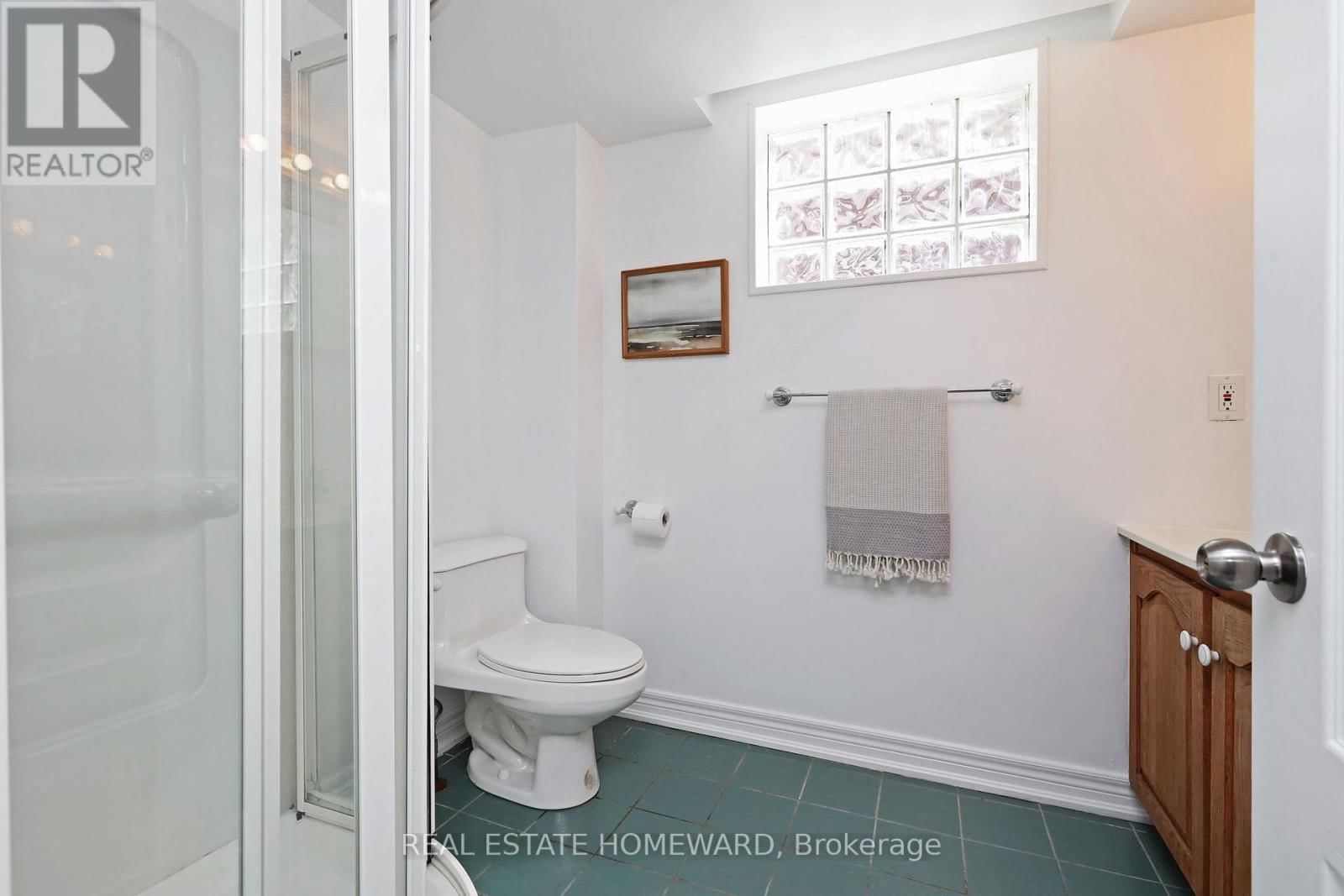 57 FALLINGBROOK ROAD Image 30