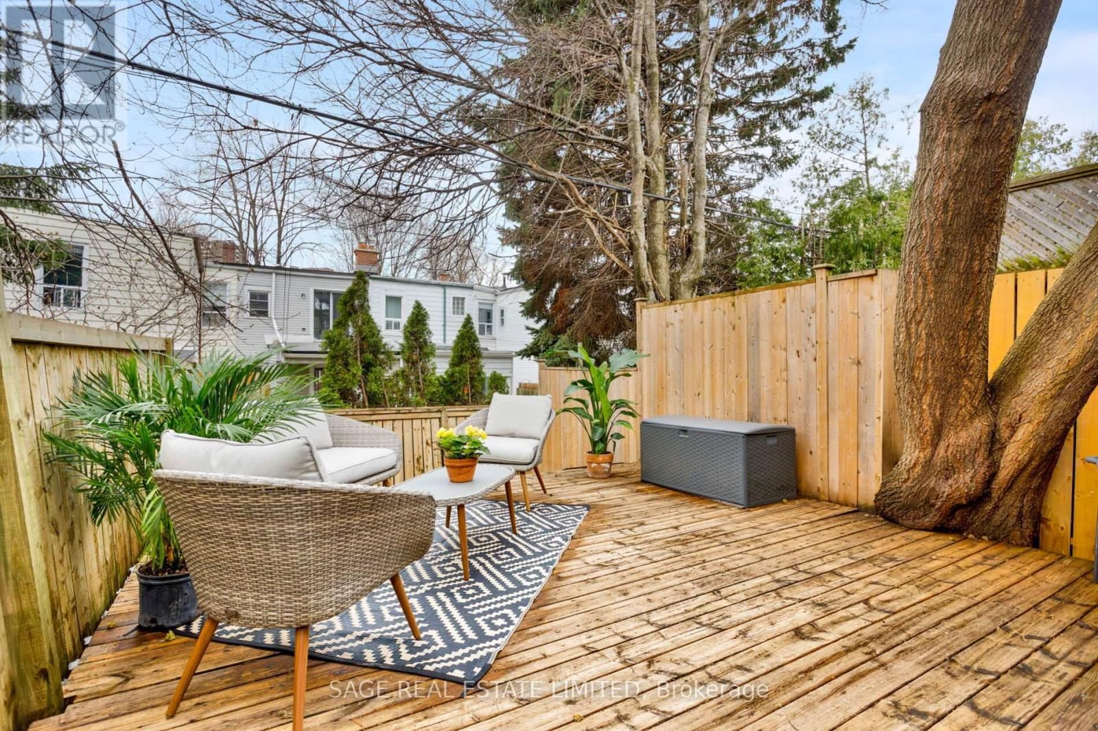 206 HAMILTON STREET Image 18